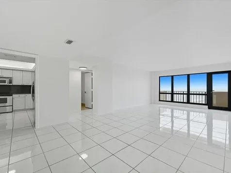 4900 N Ocean Boulevard Lauderdale By The Sea FL 33308