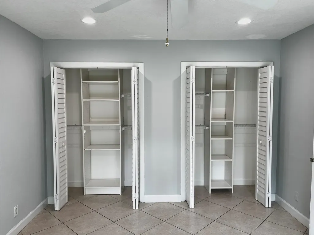8149 Lagos De Campo Boulevard Fort Lauderdale FL 33321