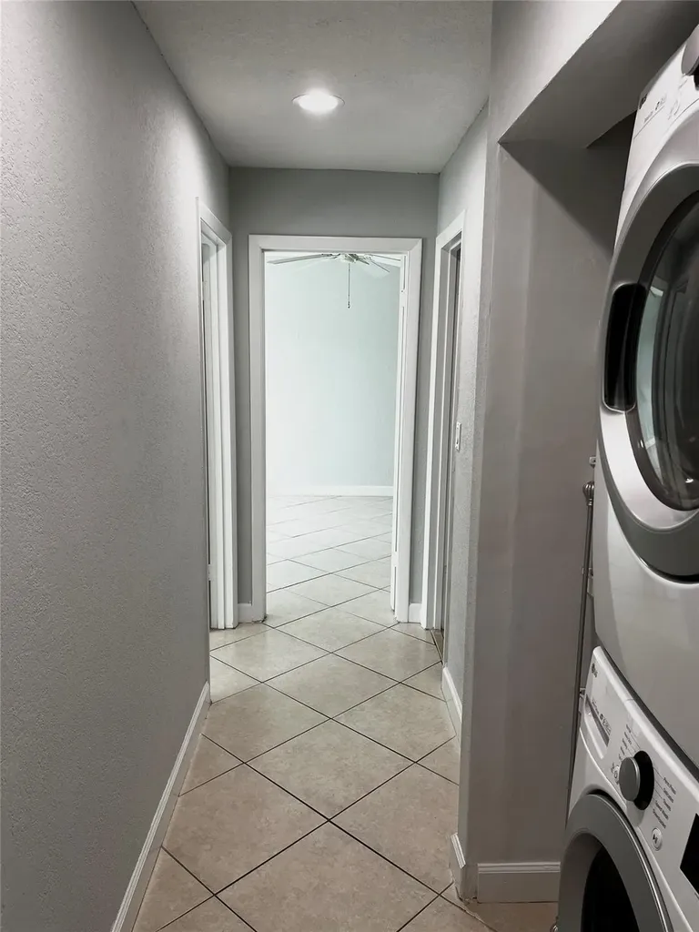 8149 Lagos De Campo Boulevard Fort Lauderdale FL 33321