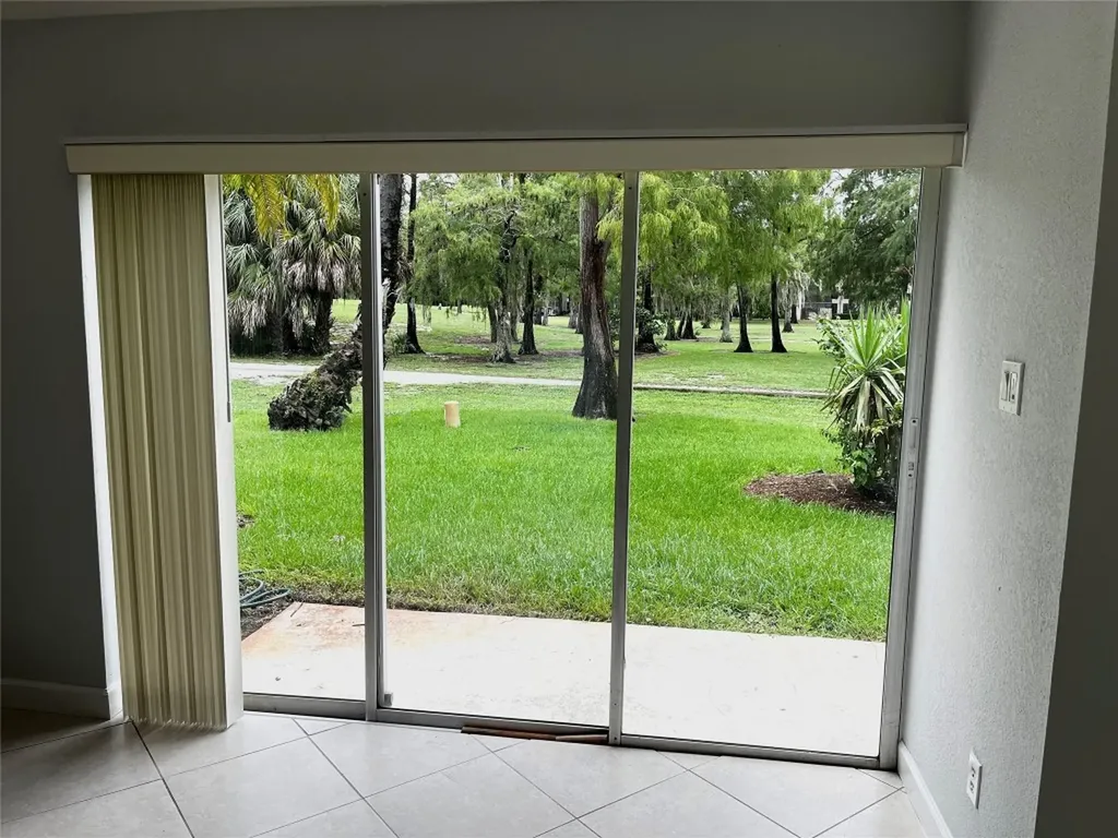 8149 Lagos De Campo Boulevard Fort Lauderdale FL 33321