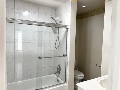 8149 Lagos De Campo Boulevard Fort Lauderdale FL 33321