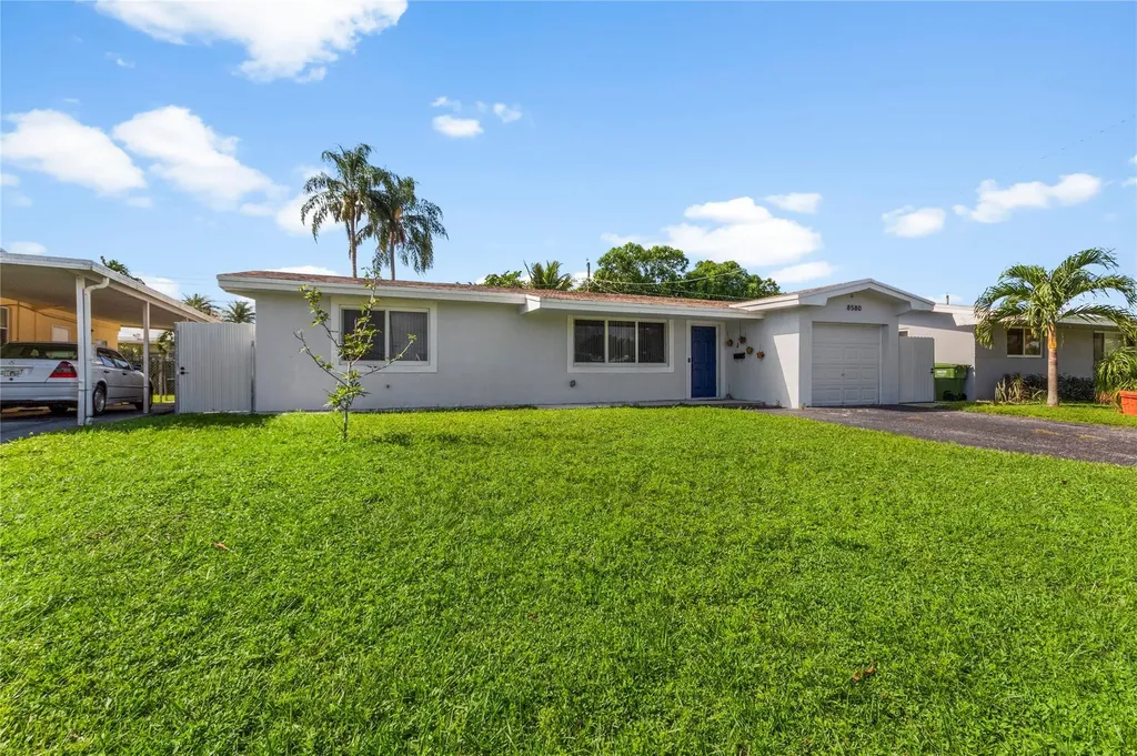 8580 NW 11th Court Pembroke Pines FL 33024