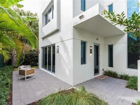 240 Shore Court Lauderdale By The Sea FL 33308