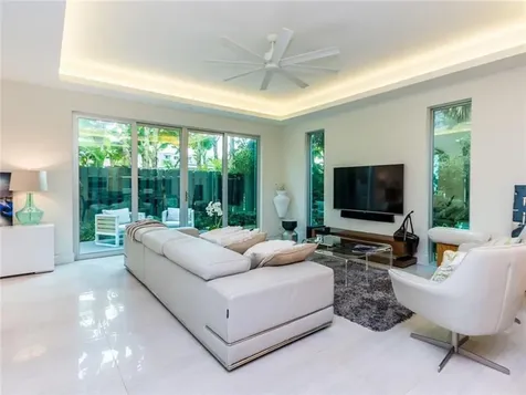240 Shore Court Lauderdale By The Sea FL 33308