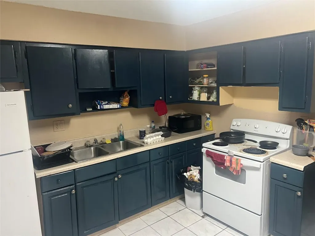 340-400 NE 44th Street Deerfield Beach FL 33064