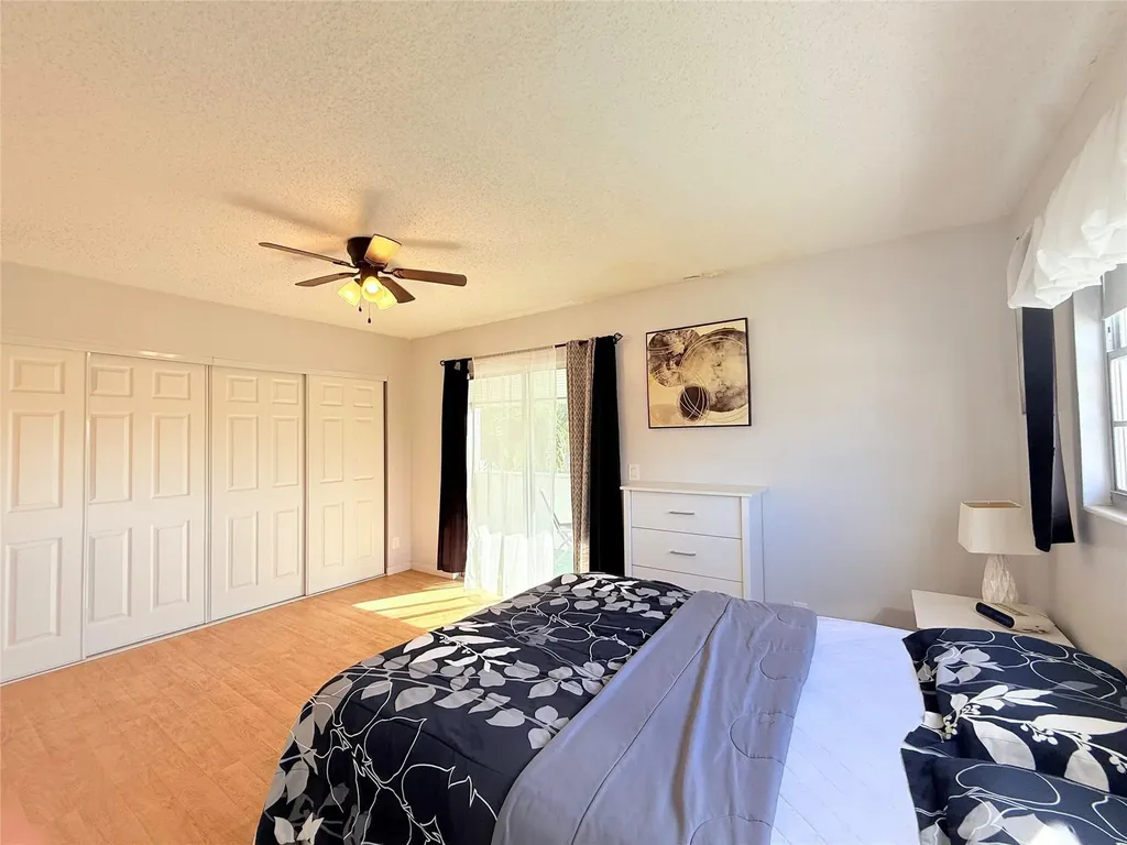 204 Oakridge M Deerfield Beach FL 33442