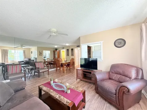 204 Oakridge M Deerfield Beach FL 33442