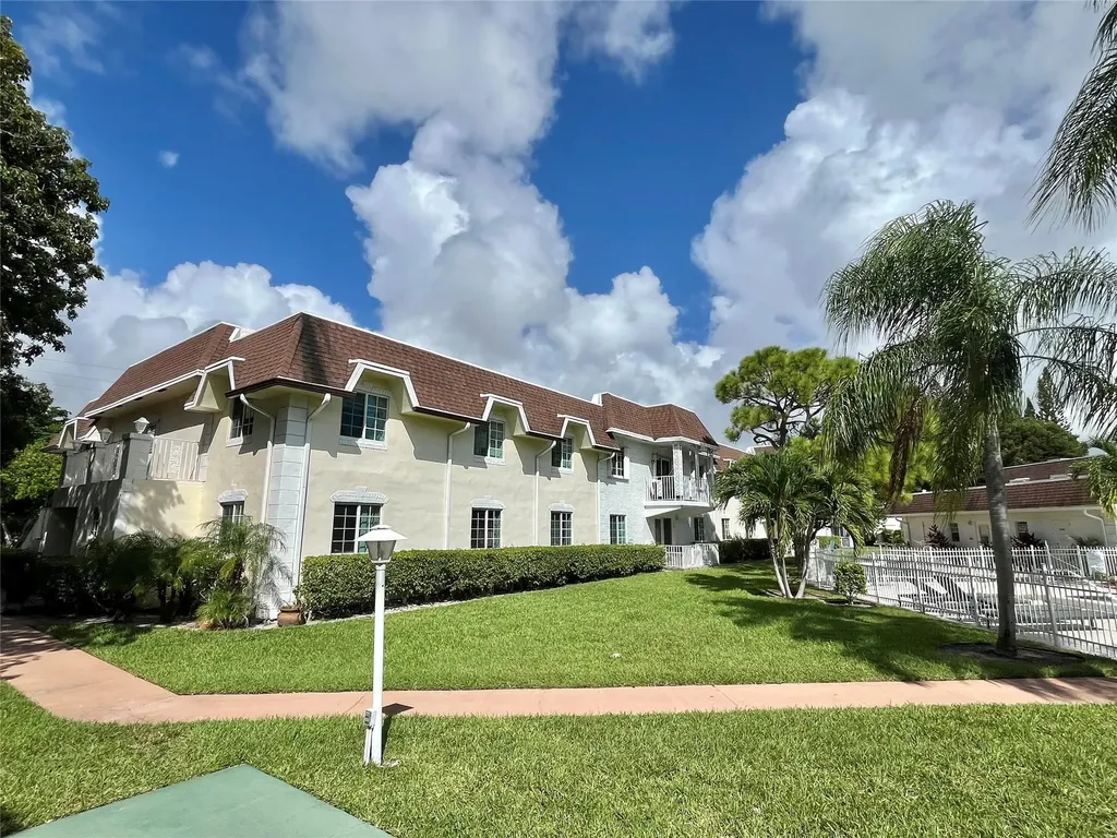 700 SE 2nd Avenue Deerfield Beach FL 33441
