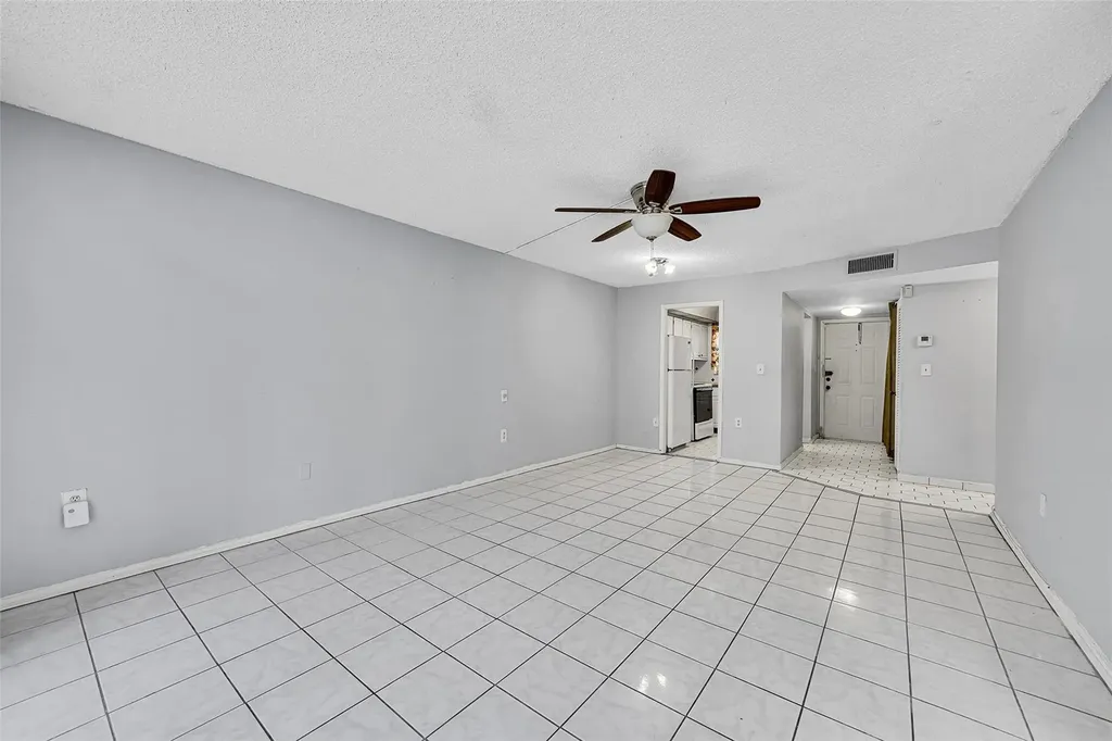 2901 Sunrise Lakes Drive Fort Lauderdale FL 33322