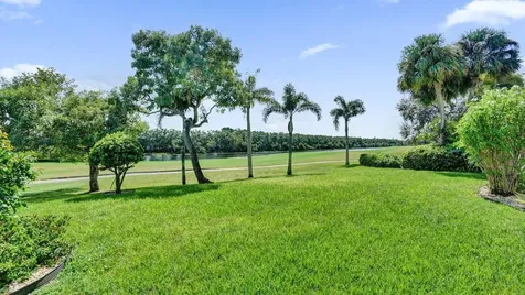 2760 Pinehurst Weston FL 33332