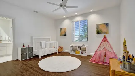 2760 Pinehurst Weston FL 33332