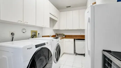 2760 Pinehurst Weston FL 33332
