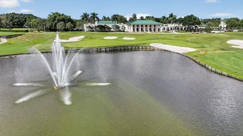 2760 Pinehurst Weston FL 33332