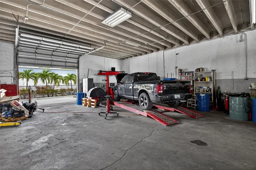 1101 NE 8th Avenue Fort Lauderdale FL 33304