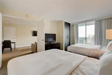 2670 E Sunrise Boulevard Fort Lauderdale FL 33304