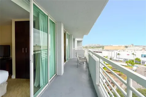 2670 E Sunrise Boulevard Fort Lauderdale FL 33304