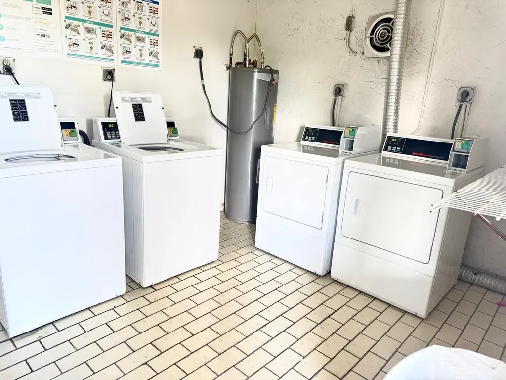2161 W Woolbright Road Boynton Beach FL 33426