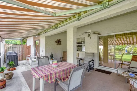 10072 Ramblewood Drive Coral Springs FL 33071