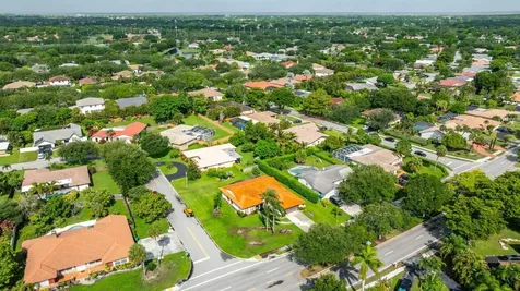 10072 Ramblewood Drive Coral Springs FL 33071