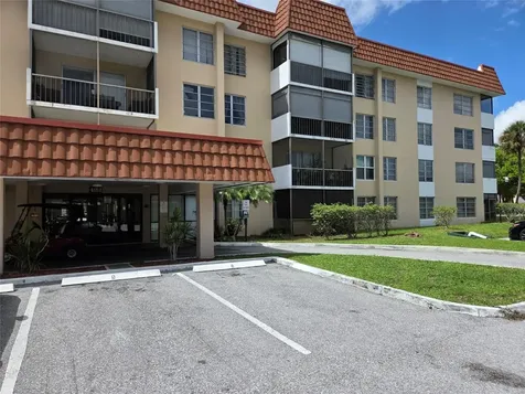 4152 Inverrary Drive Lauderhill FL 33319