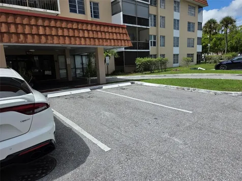 4152 Inverrary Drive Lauderhill FL 33319