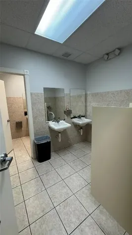 7451 Wiles Road Coral Springs FL 33067