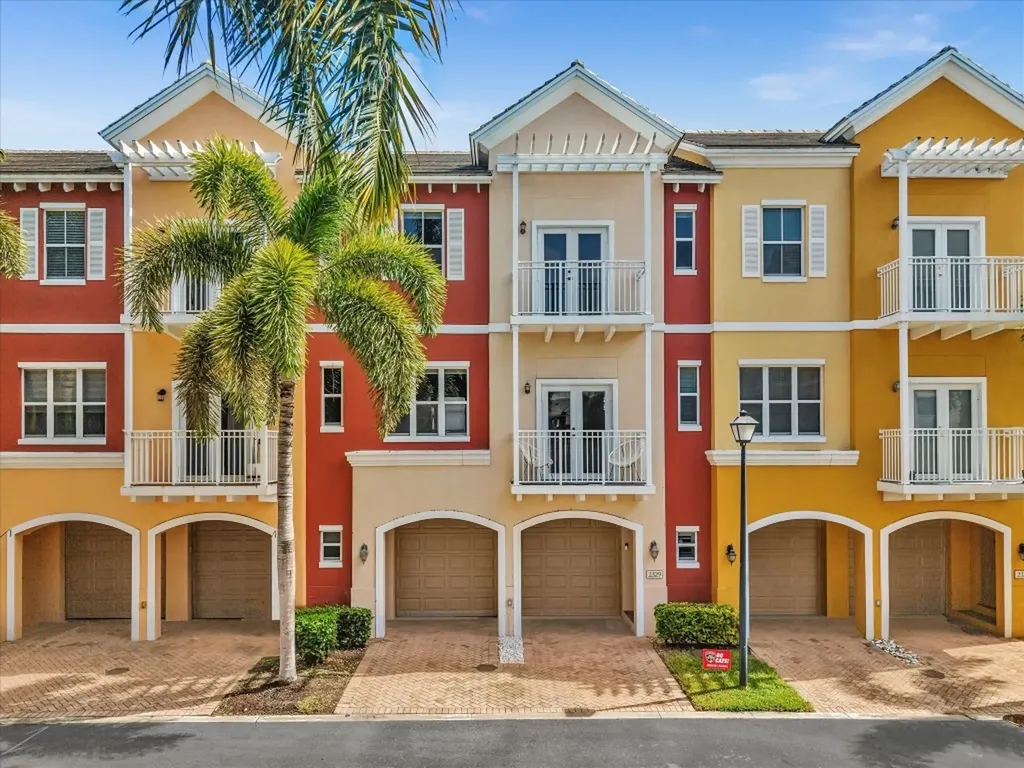 2329 Vintage Drive Lighthouse Point FL 33064