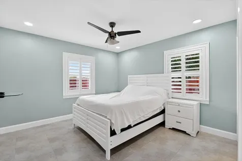 1201 N Tyrone Boulevard FL 33710