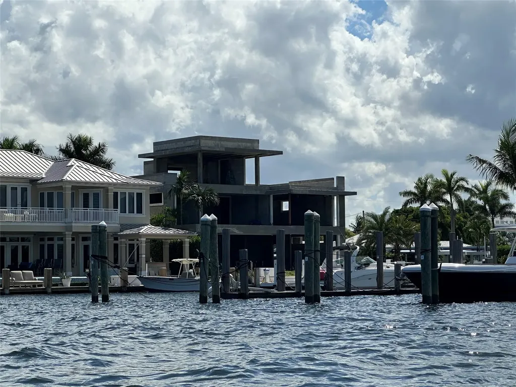1701 SE 12th Court Fort Lauderdale FL 33316