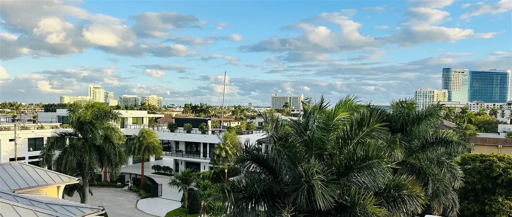 1701 12th Court Fort Lauderdale FL 33316
