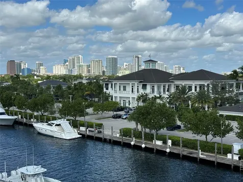 1701 12th Court Fort Lauderdale FL 33316