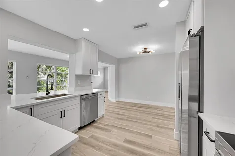 6925 NW 11th Street Margate FL 33063