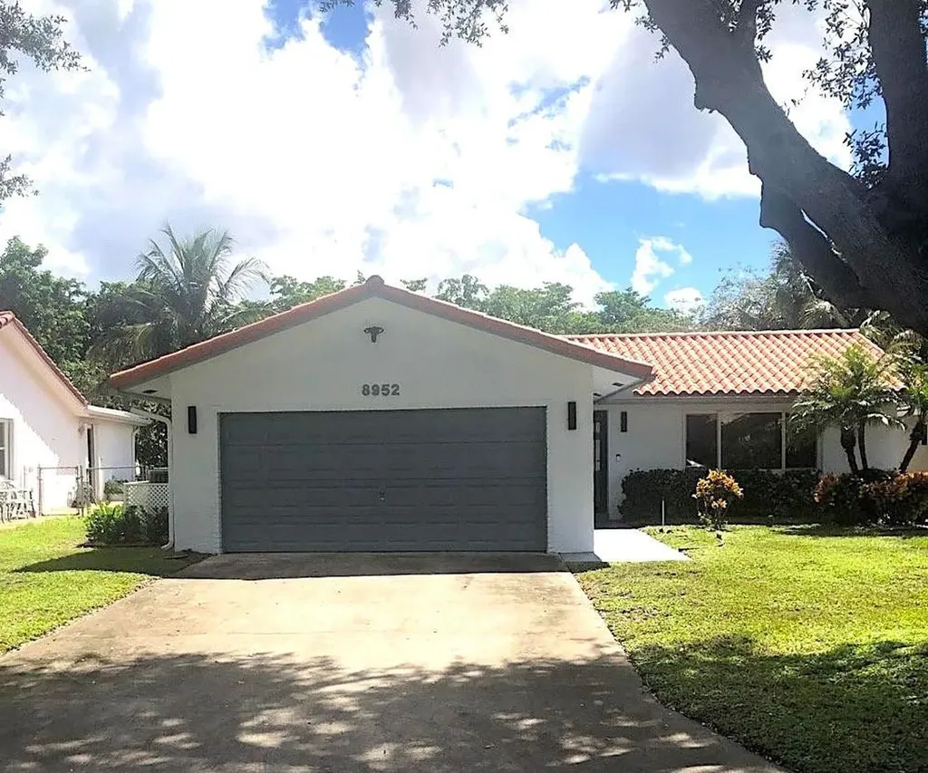 8952 NW 25th Court Coral Springs FL 33065
