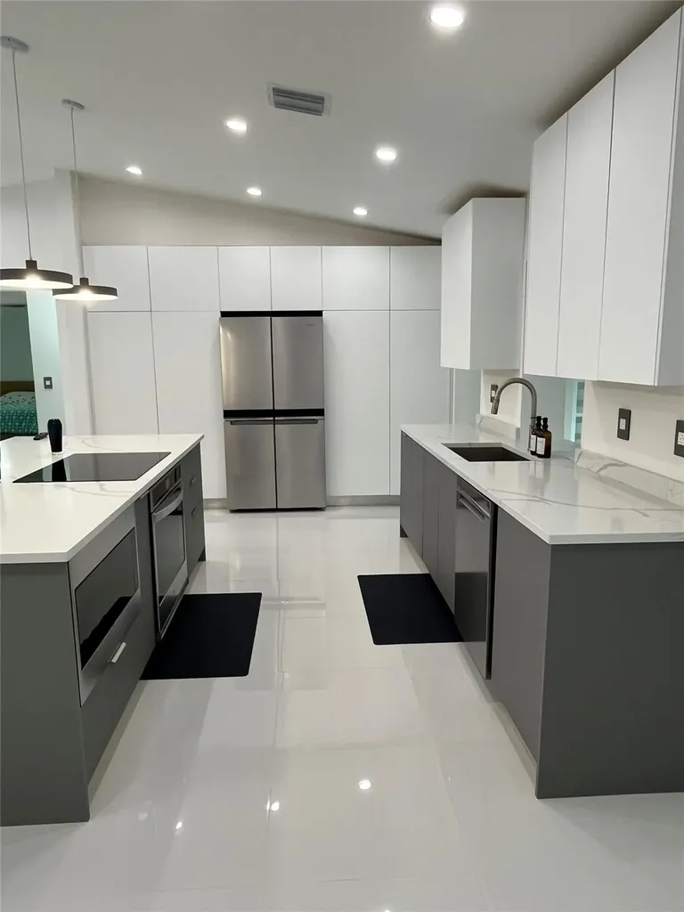 8952 NW 25th Court Coral Springs FL 33065