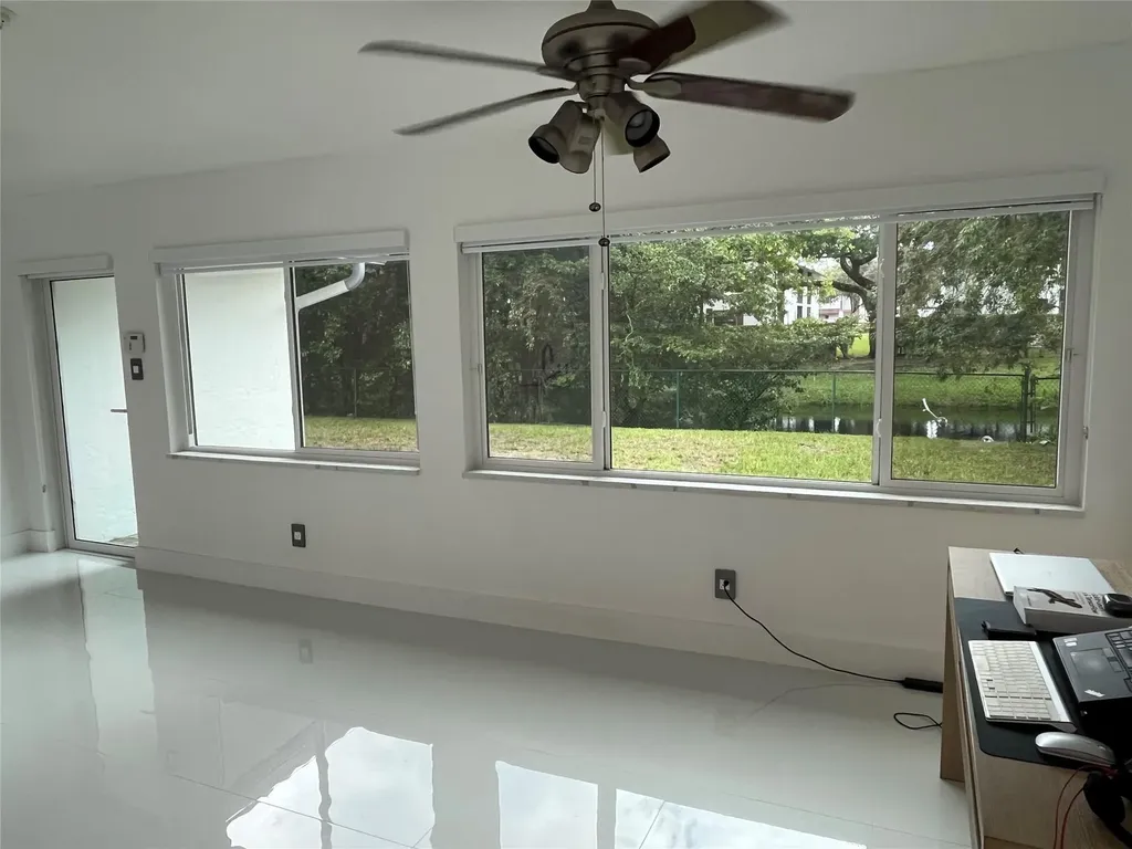 8952 NW 25th Court Coral Springs FL 33065