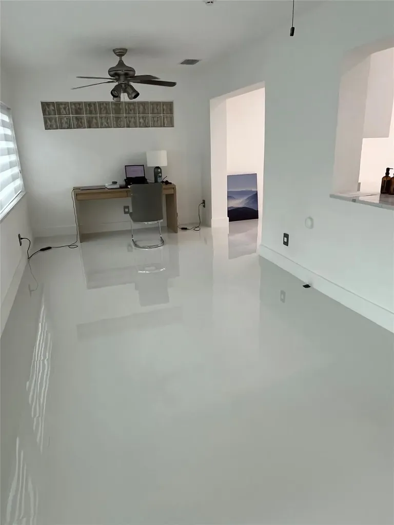 8952 NW 25th Court Coral Springs FL 33065