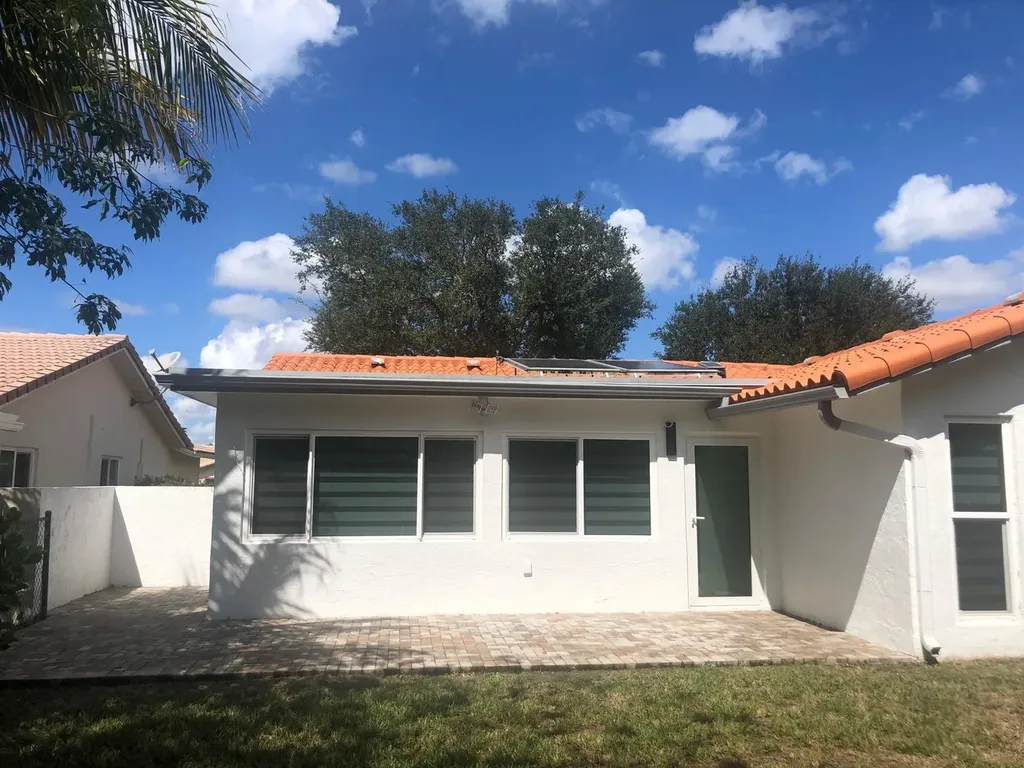 8952 NW 25th Court Coral Springs FL 33065