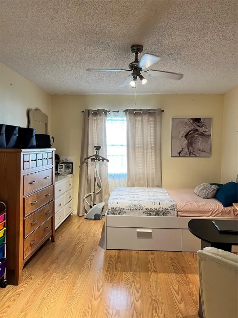 708 SE 2nd Avenue Deerfield Beach FL 33441