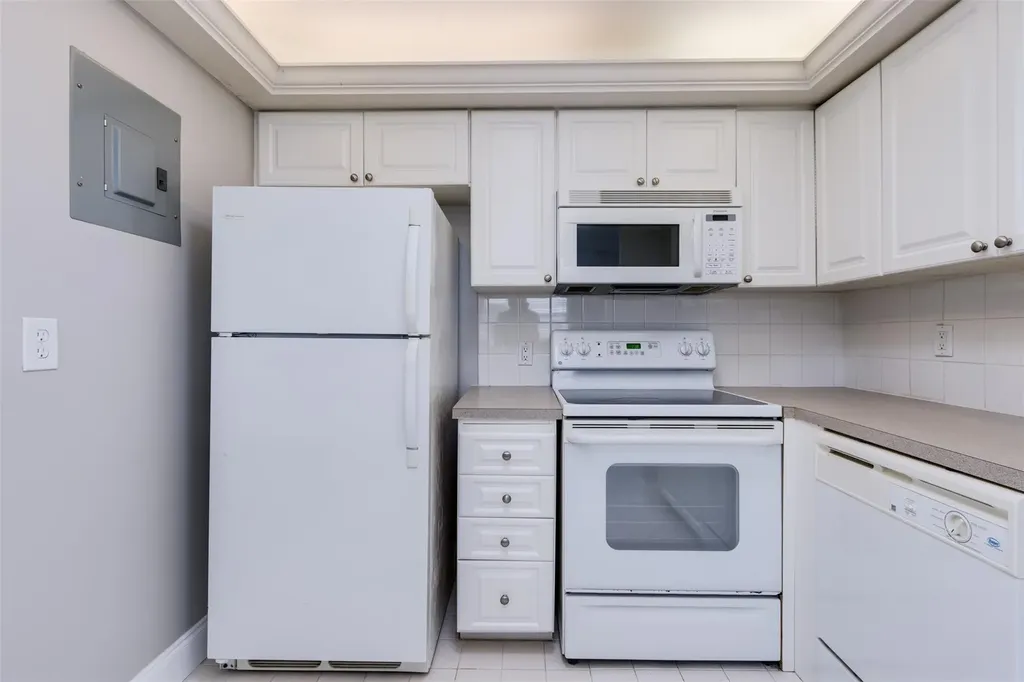 346 Monaco H Delray Beach FL 33446