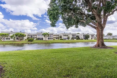 346 Monaco H Delray Beach FL 33446