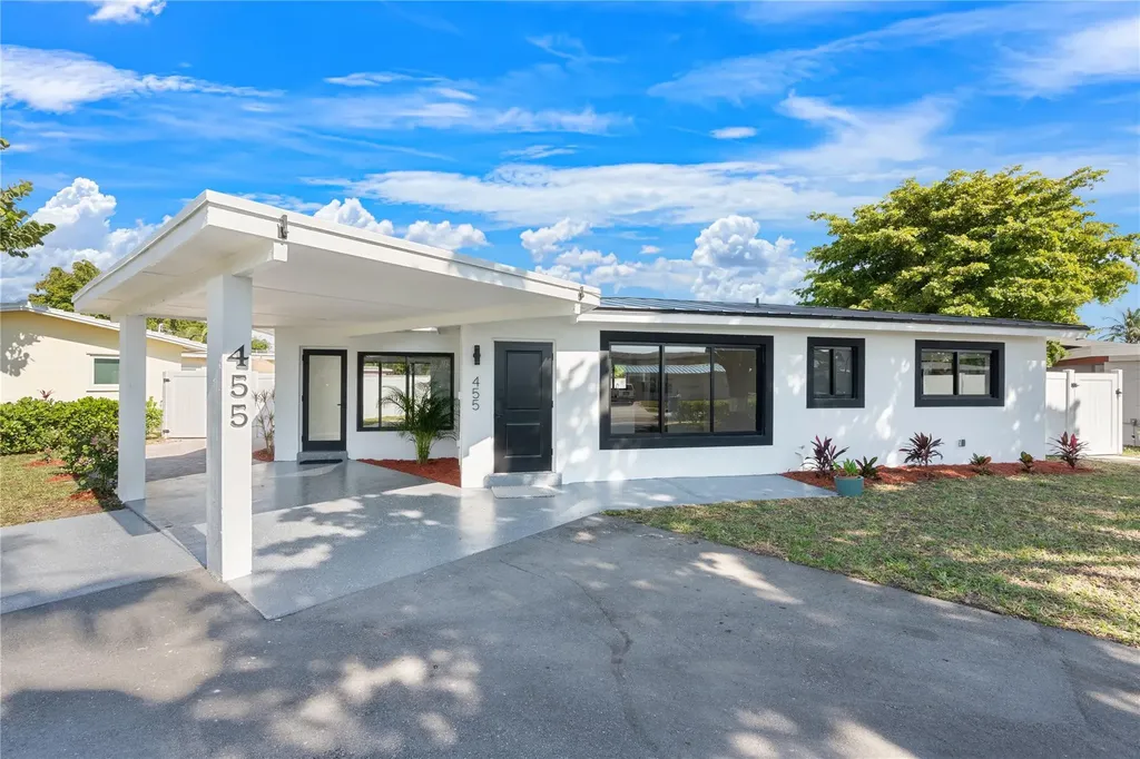 455 SW 14th Court Pompano Beach FL 33060