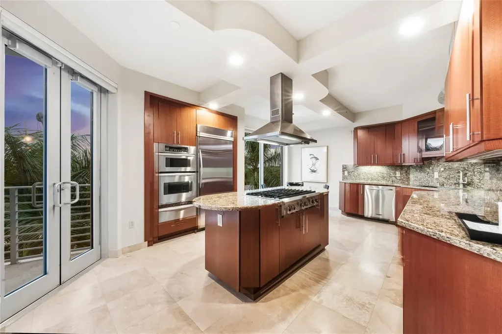 301 Hendricks Isle Fort Lauderdale FL 33301