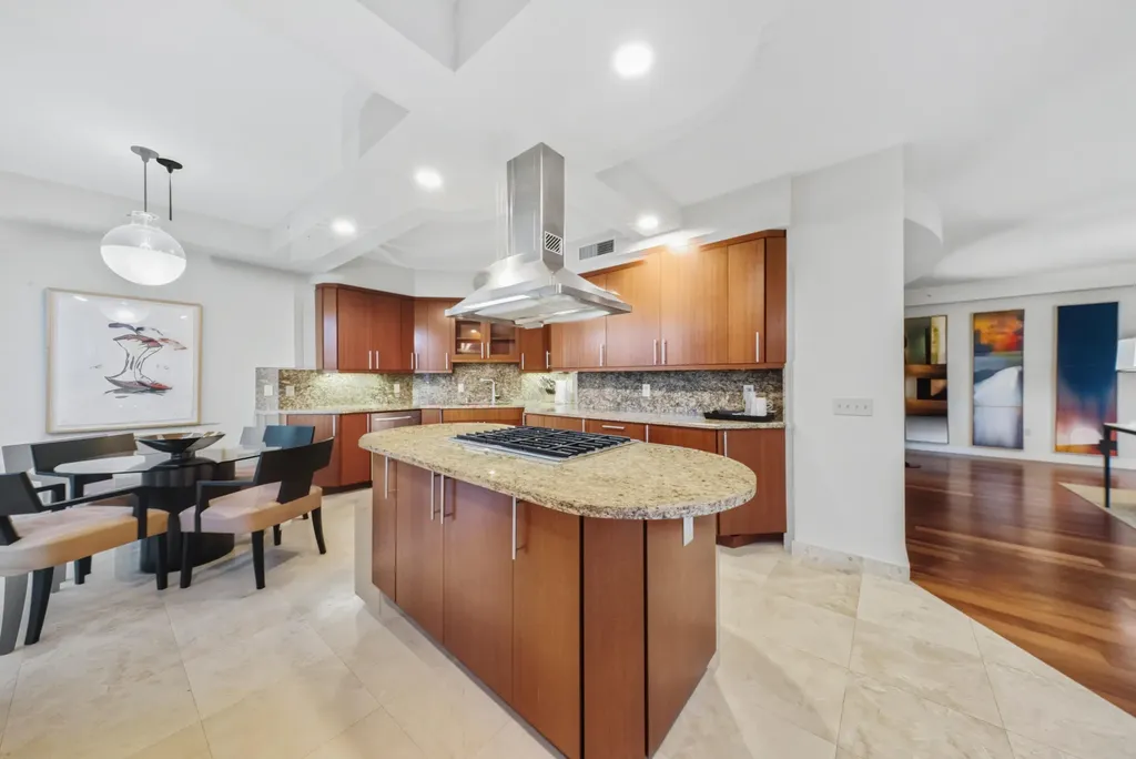301 Hendricks Isle Fort Lauderdale FL 33301