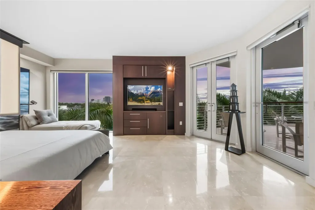301 Hendricks Isle Fort Lauderdale FL 33301