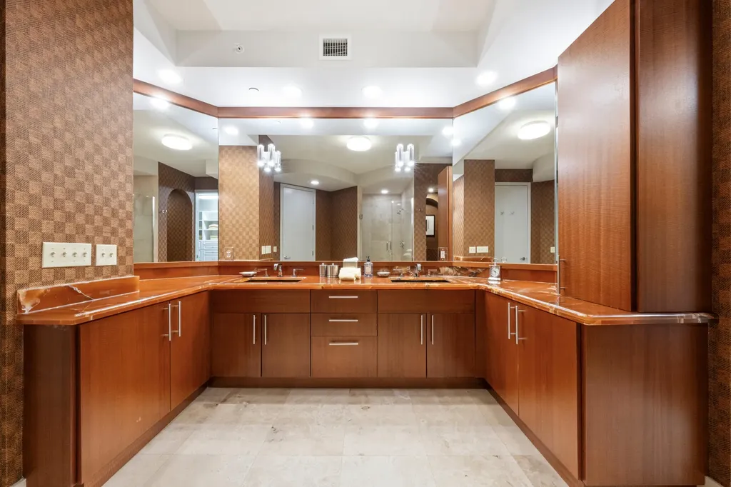 301 Hendricks Isle Fort Lauderdale FL 33301
