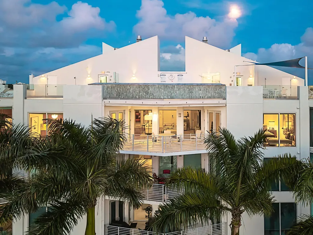 301 Hendricks Isle Fort Lauderdale FL 33301