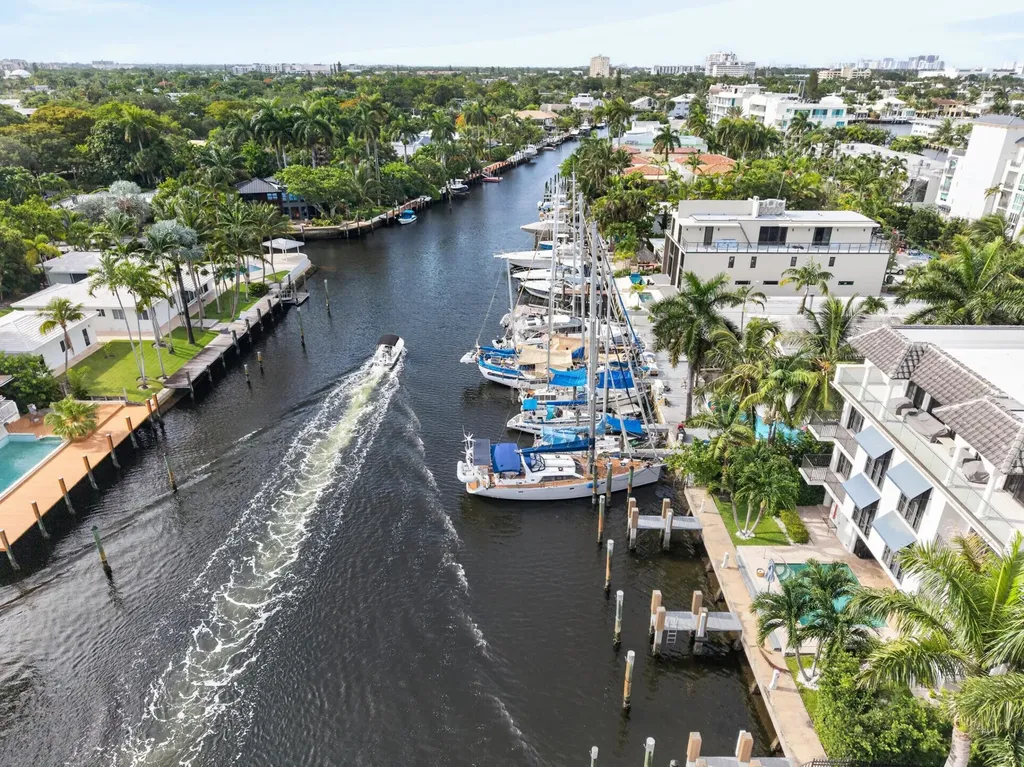 301 Hendricks Isle Fort Lauderdale FL 33301