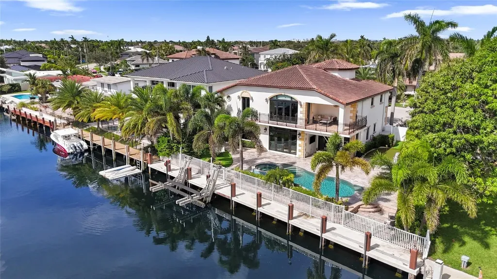 4930 NE 27th Terrace Lighthouse Point FL 33064
