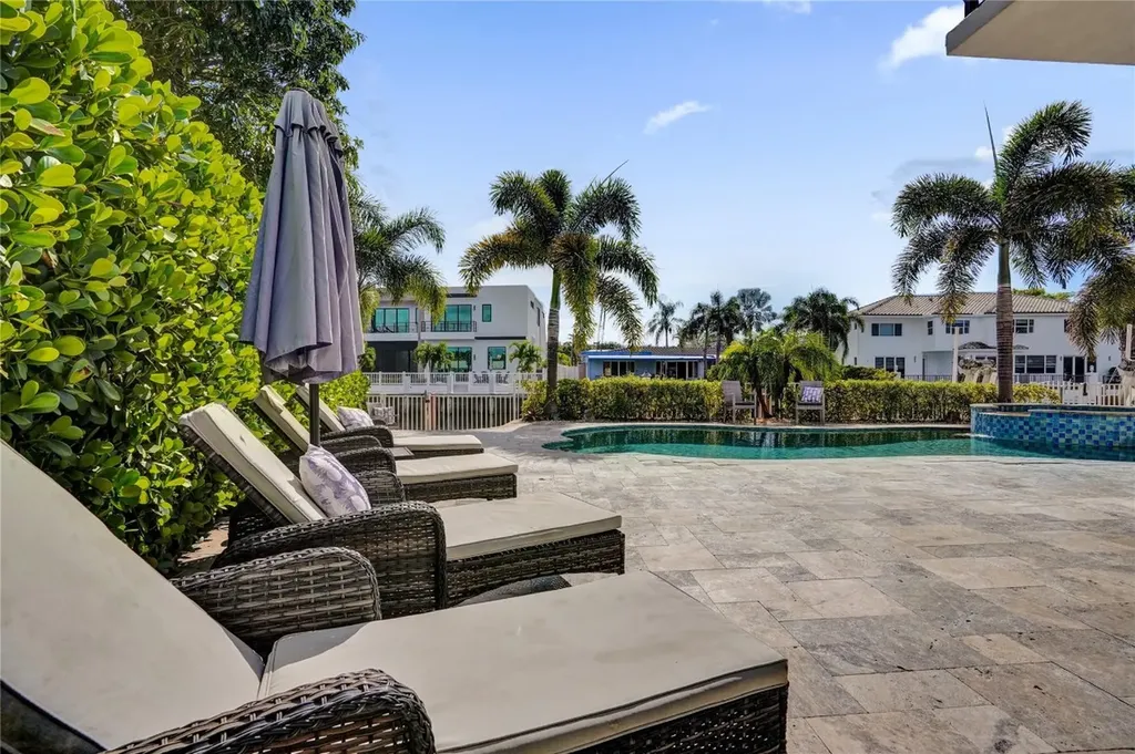 4930 NE 27th Terrace Lighthouse Point FL 33064