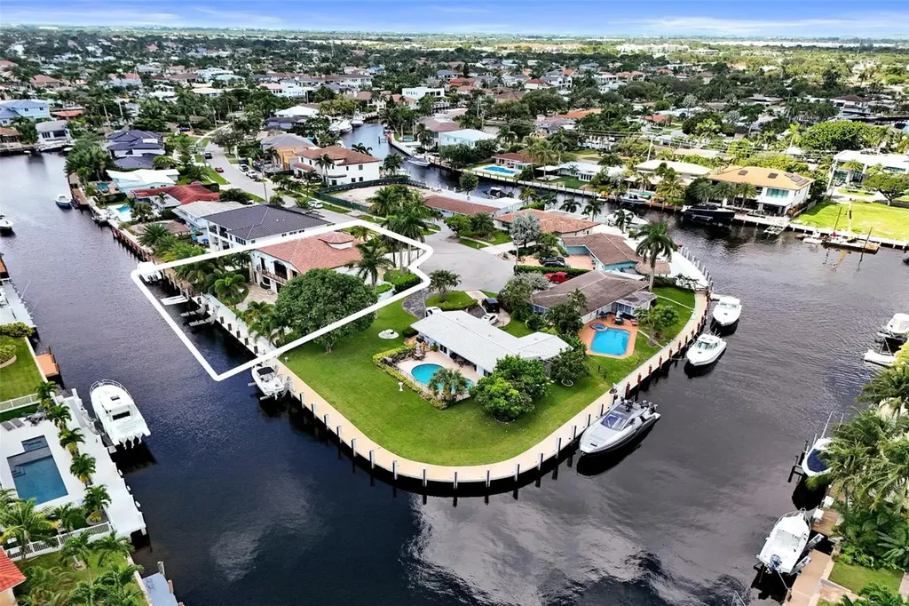 4930 NE 27th Terrace Lighthouse Point FL 33064